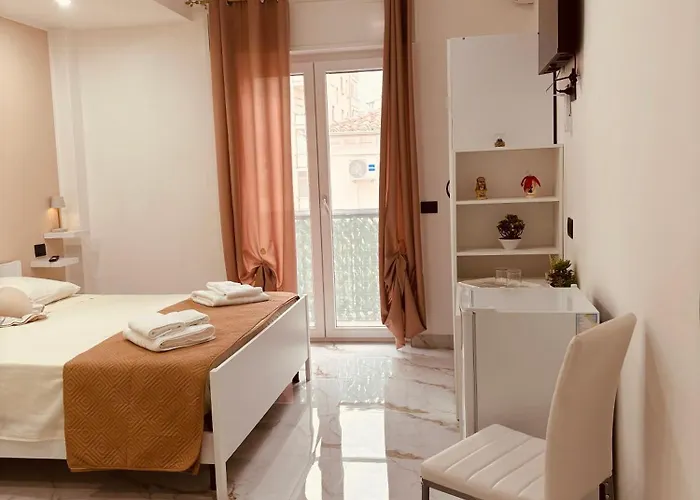 A Un Passo Dal Mare 住宿加早餐酒店 克罗托内